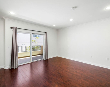 1529 S Beverly Drive - Photo Thumbnail 22