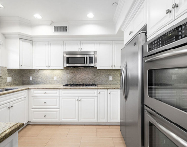1529 S Beverly Drive - Photo Thumbnail 7