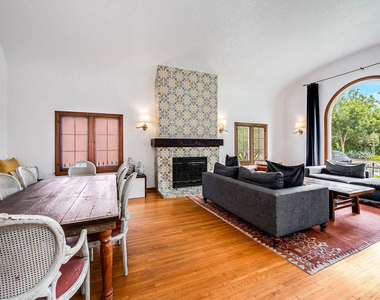 745 N Brighton Street - Photo Thumbnail 10