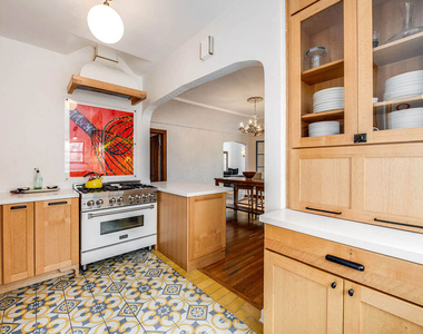 745 N Brighton Street - Photo Thumbnail 3