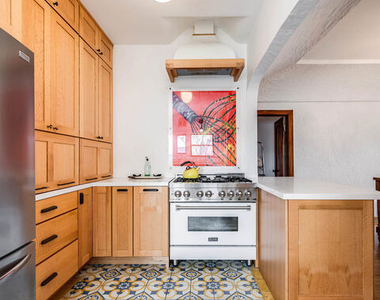 745 N Brighton Street - Photo Thumbnail 16