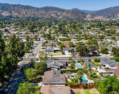 110 S Elwood Avenue - Photo Thumbnail 50