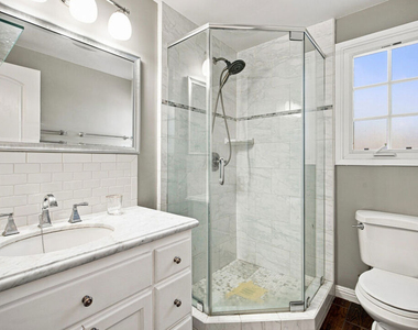 110 S Elwood Avenue - Photo Thumbnail 16