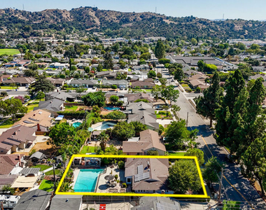 110 S Elwood Avenue - Photo Thumbnail 45