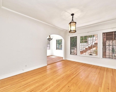 918 S Stanley Avenue - Photo Thumbnail 6