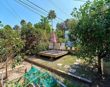 918 S Stanley Avenue - Photo Thumbnail 21