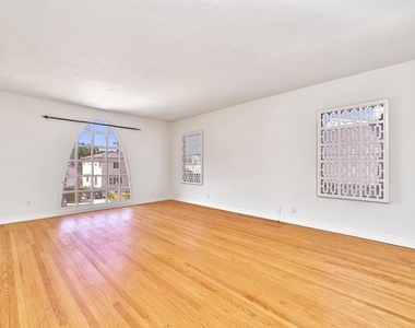 918 S Stanley Avenue - Photo Thumbnail 1