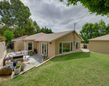 2241 S Beverly Drive - Photo Thumbnail 36