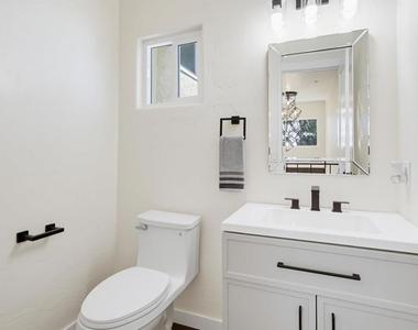 1604 San Miguel Ave - Photo Thumbnail 8
