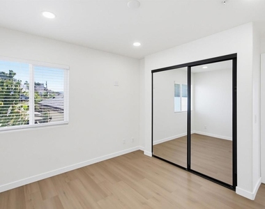 1604 San Miguel Ave - Photo Thumbnail 11