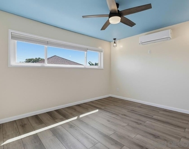 330 35th St - Photo Thumbnail 25