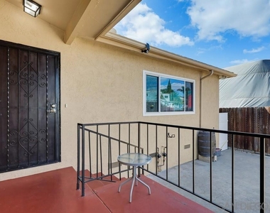 330 35th St - Photo Thumbnail 44