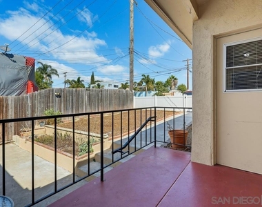 330 35th St - Photo Thumbnail 43