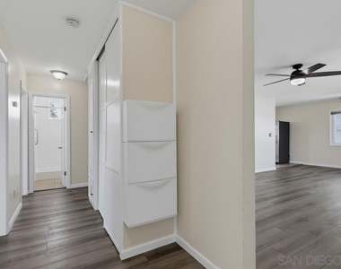 330 35th St - Photo Thumbnail 22