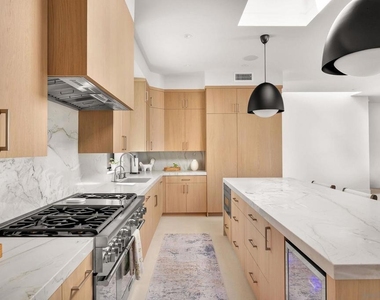 8166 Paseo Del Ocaso - Photo Thumbnail 3
