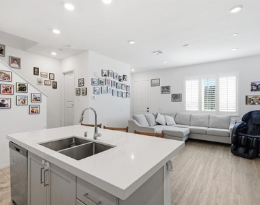 2044 Bluestone Cir. - Photo Thumbnail 32
