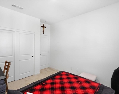 2044 Bluestone Cir. - Photo Thumbnail 19