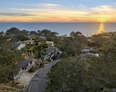341 Hidden Pines Rd - Photo Thumbnail 2