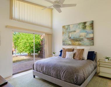 290 S San Jacinto Drive - Photo Thumbnail 3
