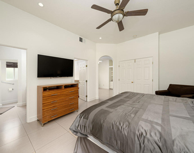 30106 Avenida Alvera - Photo Thumbnail 17
