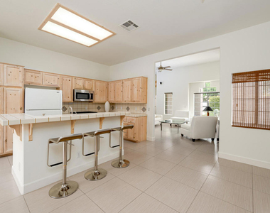 30106 Avenida Alvera - Photo Thumbnail 11