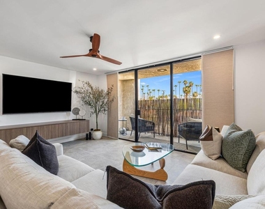 1400 E Palm Canyon Drive - Photo Thumbnail 14
