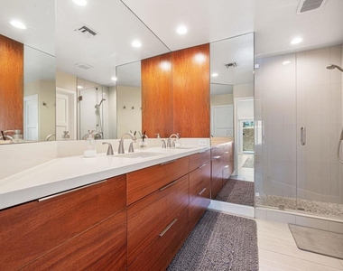 49069 Mariposa Drive - Photo Thumbnail 16