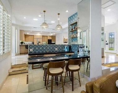 77160 Delgado Drive - Photo Thumbnail 9