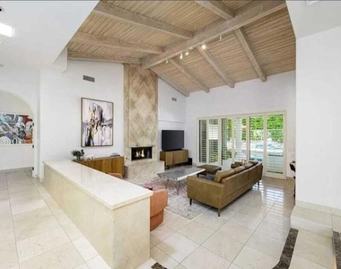 77160 Delgado Drive - Photo Thumbnail 7