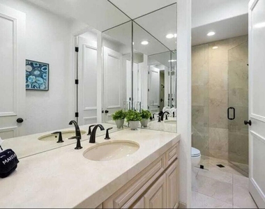 77160 Delgado Drive - Photo Thumbnail 13