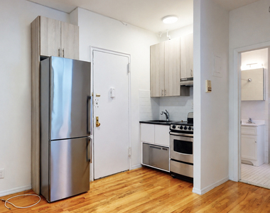 28 King Street - Photo Thumbnail 2