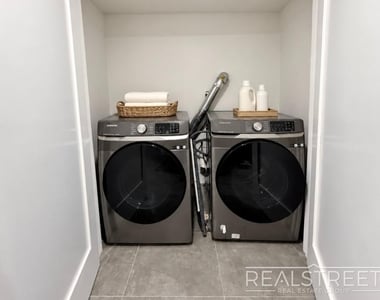29 Thomas S Boyland Street - Photo Thumbnail 10