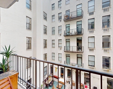East 12th Street - Photo Thumbnail 1