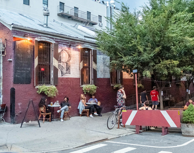 175 Kent Avenue - Photo Thumbnail 34
