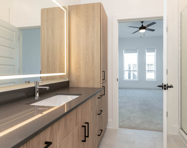 17727 Addison Road - Photo Thumbnail 79