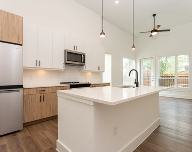 17727 Addison Road - Photo Thumbnail 59