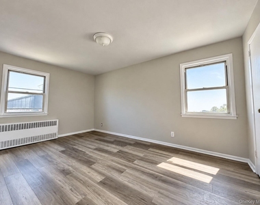 4329 215th Street - Photo Thumbnail 6