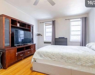 6536 Wetherole Street - Photo Thumbnail 12