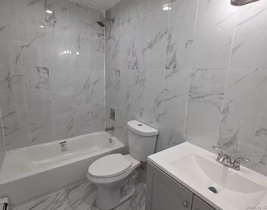 11505 Bedell Street - Photo Thumbnail 7