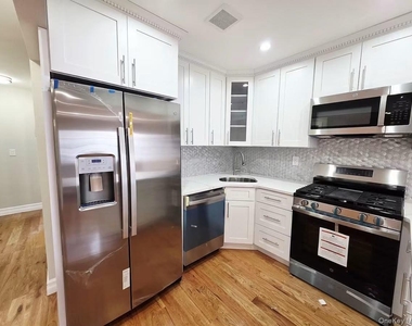 11505 Bedell Street - Photo Thumbnail 5