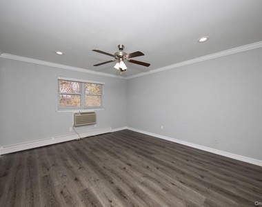 280 Bellmore Avenue - Photo Thumbnail 5