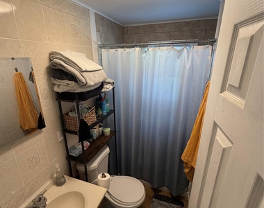 40 Tyler Avenue - Photo Thumbnail 5
