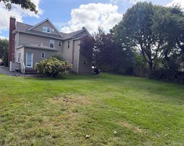 40 Tyler Avenue - Photo Thumbnail 10