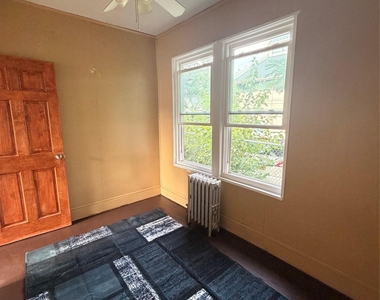12022 Marsden Street - Photo Thumbnail 4