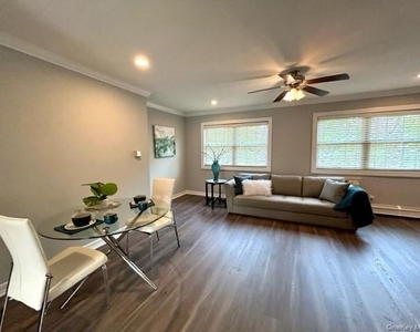 184 Hallock Road - Photo Thumbnail 4