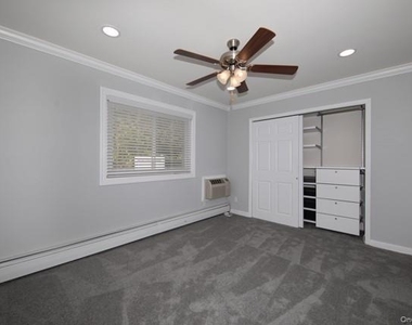427 Main Street - Photo Thumbnail 6