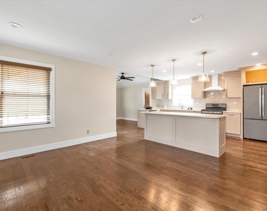 85 Clement - Photo Thumbnail 3