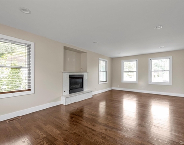 85 Clement - Photo Thumbnail 9