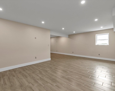 85 Clement - Photo Thumbnail 17
