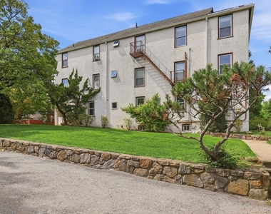 100 Highland Avenue - Photo Thumbnail 11